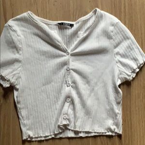 Juniors crop top. Worn a few times. Good condition